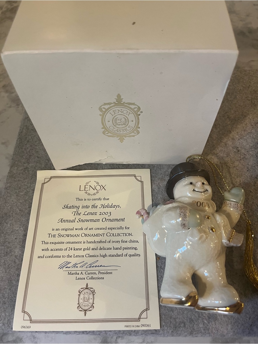 Lenox 2003 Annual Snowman Ornament Fine China 4in